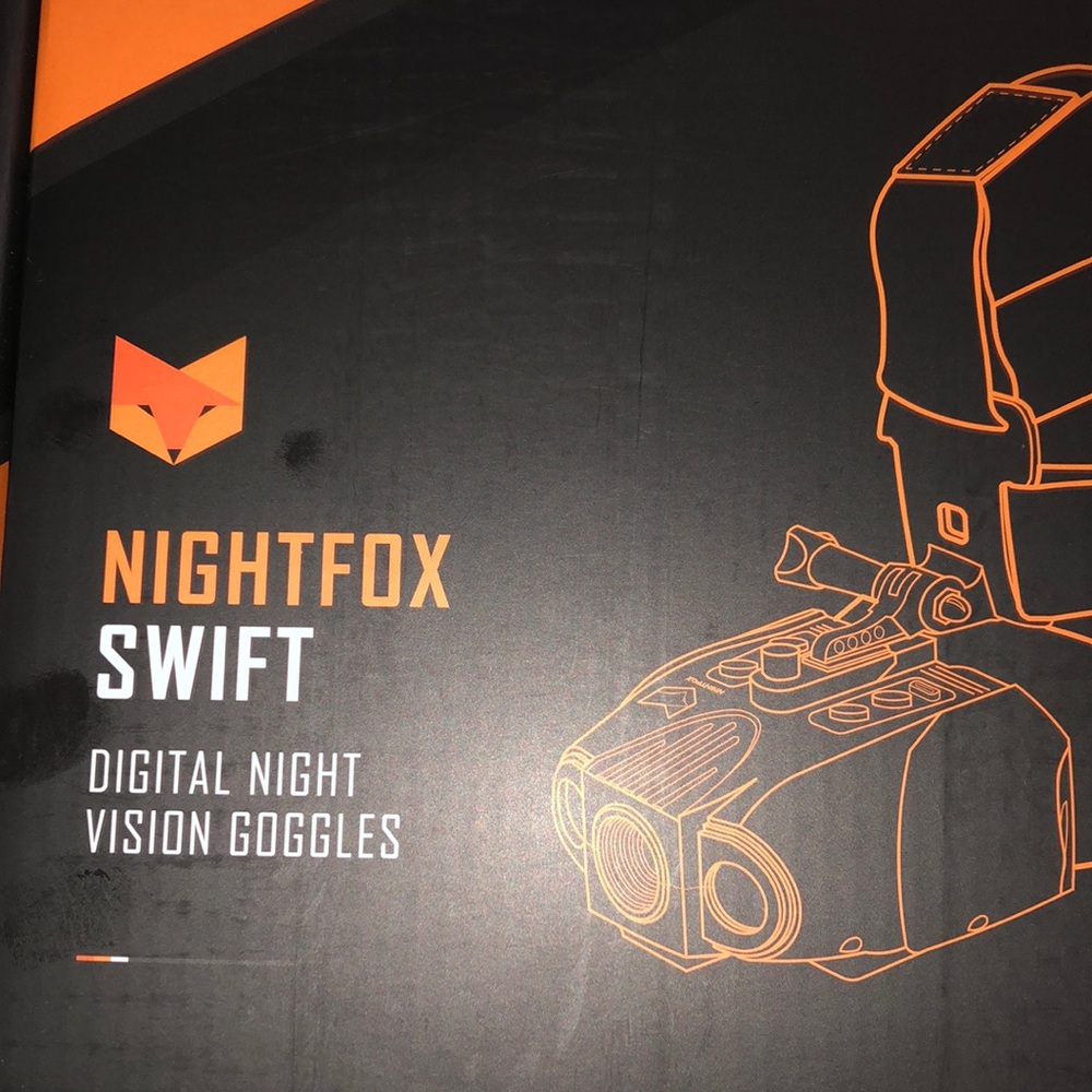 Goggles - Picture 1 of 5